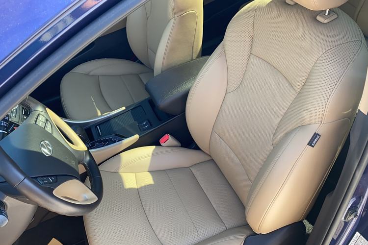 Used Hyundai Sonata 2014 2.0L Automatic Prestige Edition Left Front Seat