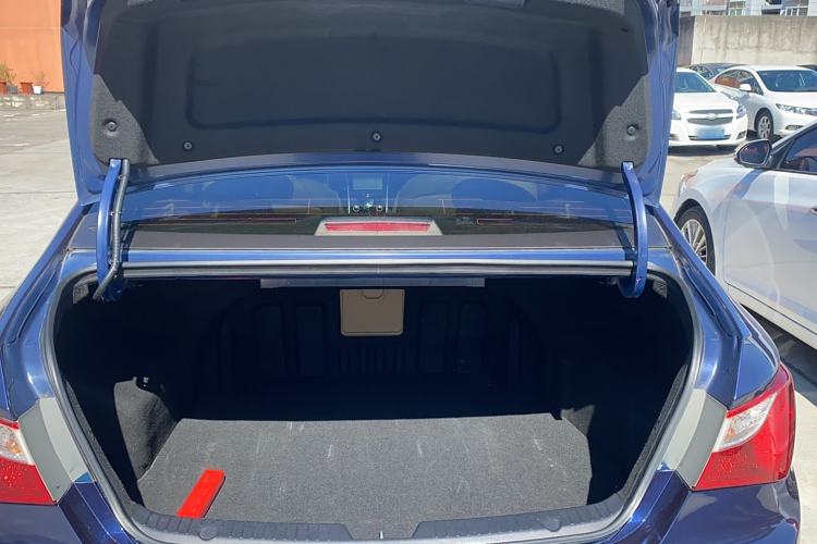 Used Hyundai Sonata 2014 2.0L Automatic Prestige Edition Trunk