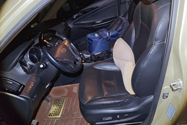 Used Hyundai Sonata 2014 2.4L Automatic Leading Edition China IV Standard Left Front Seat