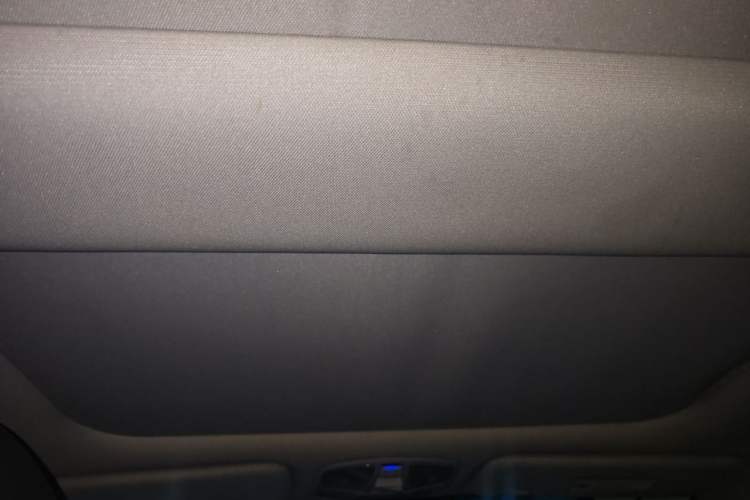 Used Hyundai Sonata 2014 2.4L Automatic Luxury Version China IV Standard Headliner