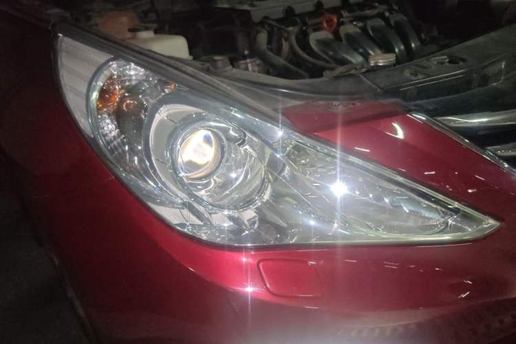 Used Hyundai Sonata 2014 2.4L Automatic Luxury Version China IV Standard Right Front Headlight