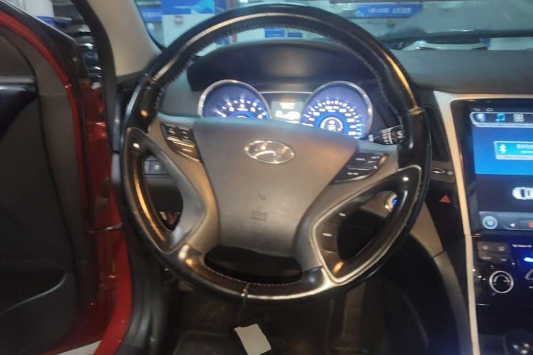 Used Hyundai Sonata 2014 2.0L Automatic Prestige Edition Steering Wheel