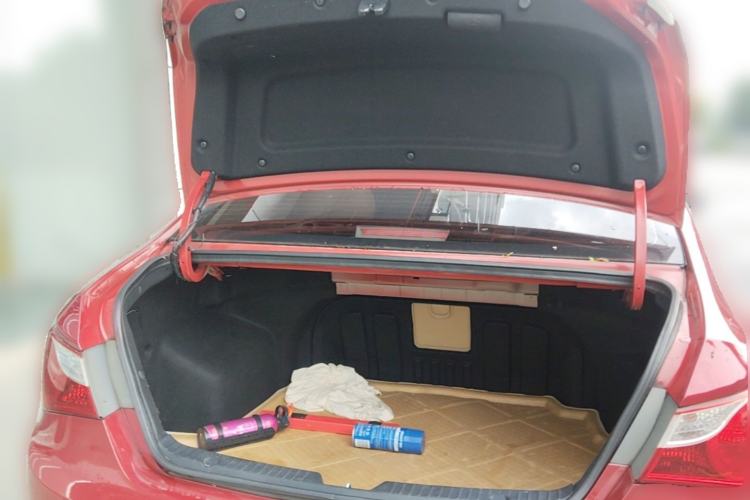 Used Hyundai Sonata 2014 2.0L Automatic Leading Edition Trunk