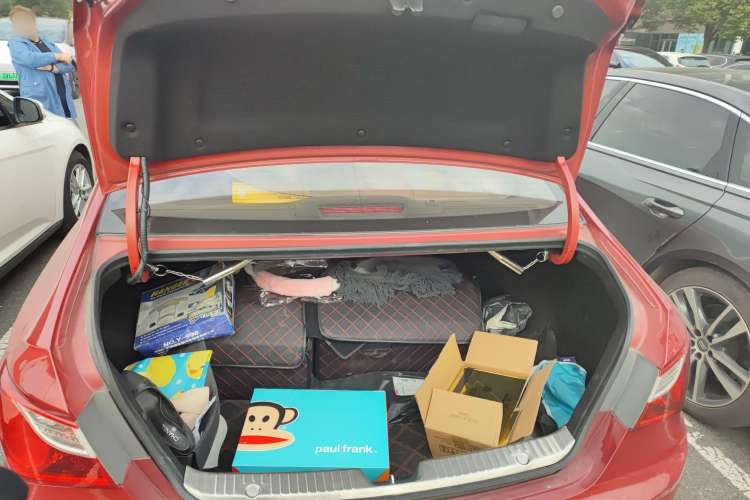 Used Hyundai Sonata 2014 2.0L Automatic Prestige Edition Trunk
