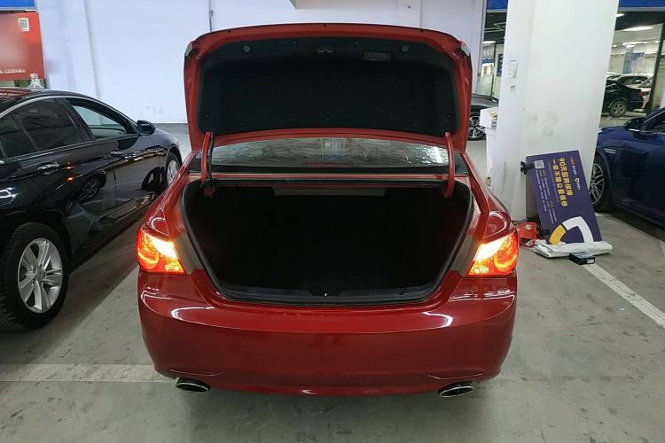Used Hyundai Sonata 2014 2.4L Automatic Leading Edition China IV Standard Trunk