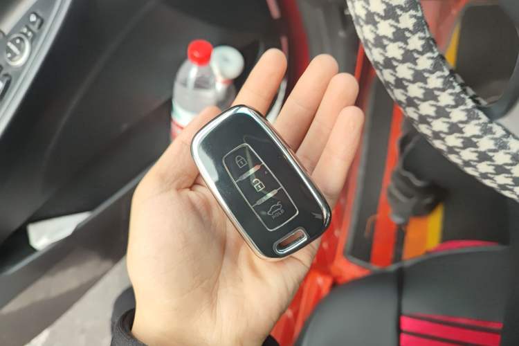 Used Hyundai Sonata 2014 2.0L Automatic Prestige Edition Vehicle Key