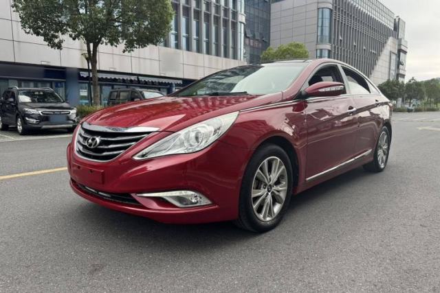 Used Hyundai Sonata 2014 2.4L Automatic Leading Edition China IV Standard