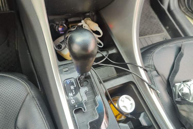 Used Hyundai Sonata 2014 2.0L Automatic Prestige Edition Gear Lever