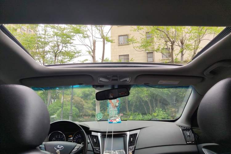 Used Hyundai Sonata 2014 2.4L Automatic Luxury Version China V Standard Headliner