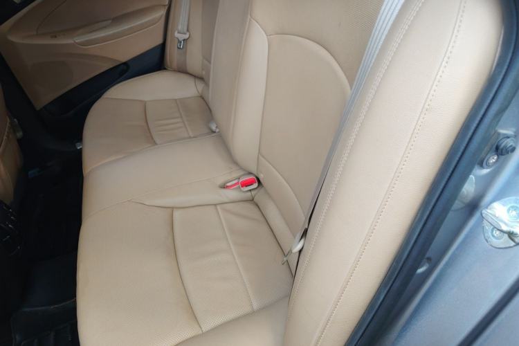 Used Hyundai Sonata 2014 2.0L Automatic Luxury Edition Left Rear Seat