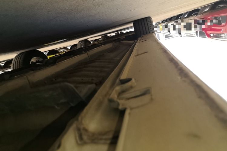 Used Hyundai Sonata 2014 2.0L Automatic Luxury Edition Left Side Sill