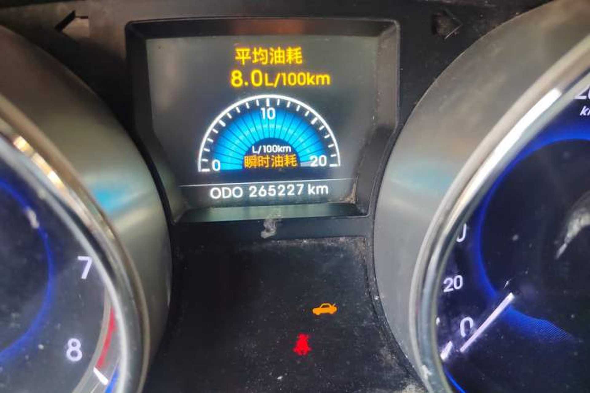 Used Hyundai Sonata 2014 2.0L Automatic Luxury Edition Odometer Close Up