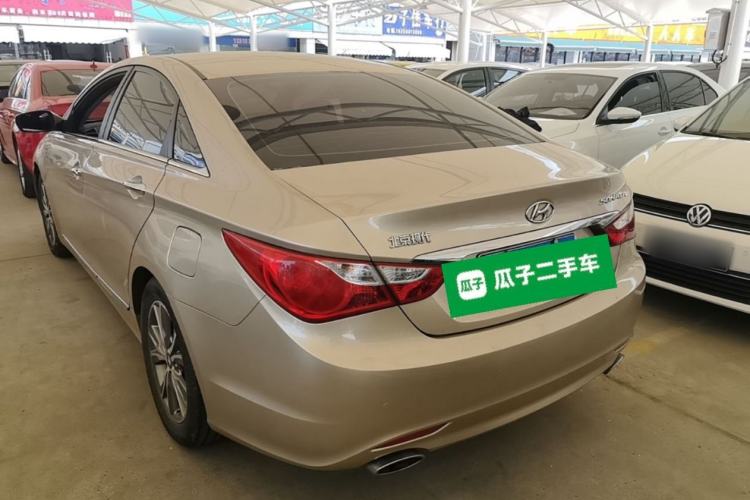 Used Hyundai Sonata 2014 2.0L Automatic Luxury Edition Rear Left 45 Deg