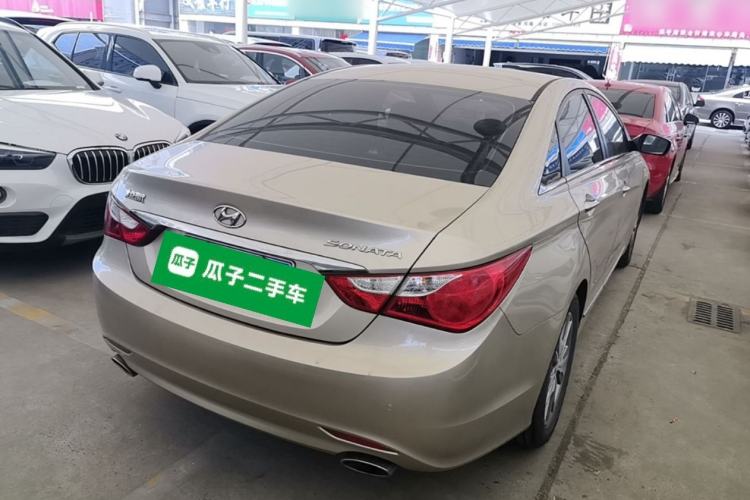 Used Hyundai Sonata 2014 2.0L Automatic Luxury Edition Rear Right 45 Deg