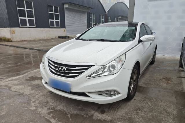 Used Hyundai Sonata 2014 2.4L Automatic Leading Edition China IV Standard
