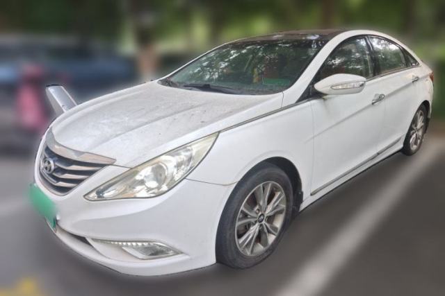 Used Hyundai Sonata 2014 2.4L Automatic Leading Edition China IV Standard