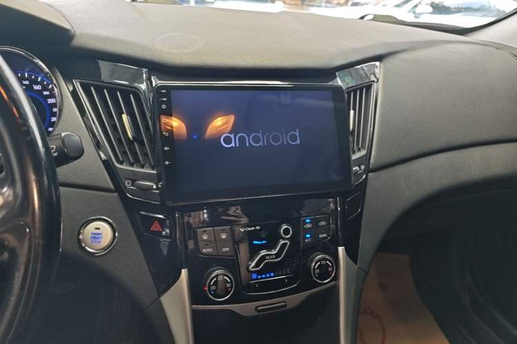 Used Hyundai Sonata 2014 2.4L Automatic Leading Edition China V Standard Audio And AC Panel