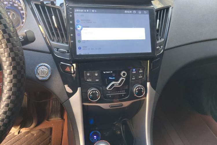 Used Hyundai Sonata 2014 2.4L Automatic Leading Edition China IV Standard Audio And AC Panel