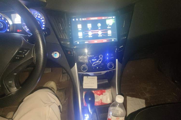 Used Hyundai Sonata 2014 2.0L Automatic Prestige Edition Audio And AC Panel