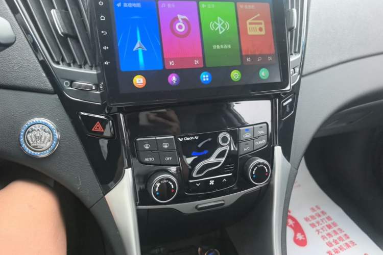 Used Hyundai Sonata 2014 2.0L Automatic Prestige Edition Audio And AC Panel