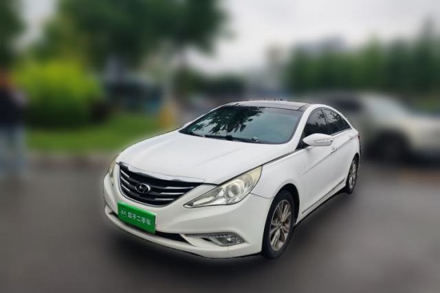 Used Hyundai Sonata 2014 2.4L Automatic Leading Edition China IV Standard