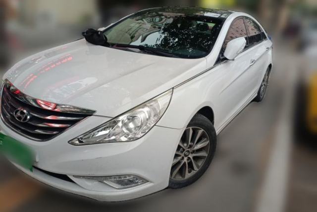 Używany Hyundai Sonata 2014 2.4L Automatic Leading Edition China IV Standard