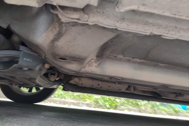 Used Hyundai Sonata 2014 2.4L Automatic Leading Edition China IV Standard Chassis Front Left