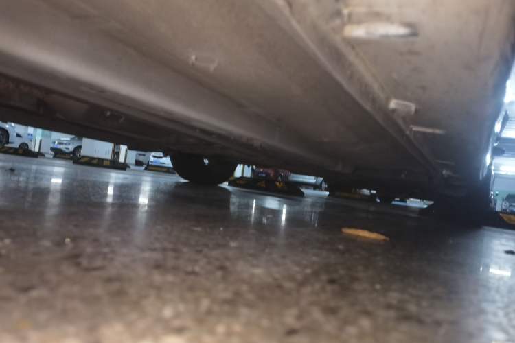 Used Hyundai Sonata 2014 2.4L Automatic Luxury Version China IV Standard Chassis Front Left