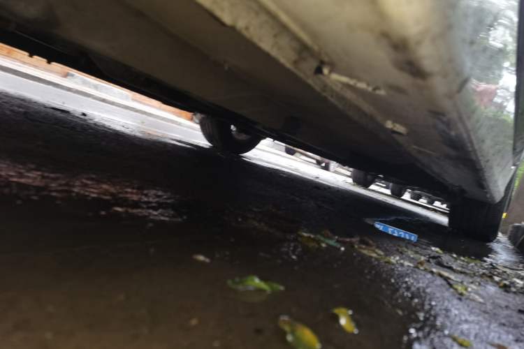 Used Hyundai Sonata 2014 2.4L Automatic Leading Edition China IV Standard Chassis Front Left