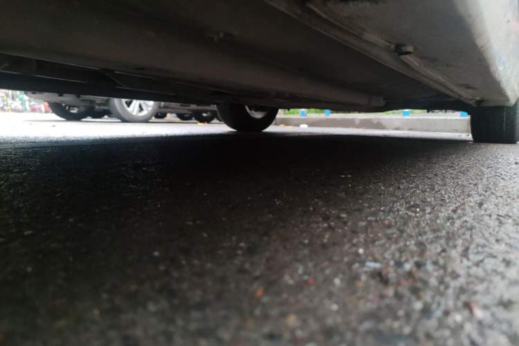 Used Hyundai Sonata 2014 2.4L Automatic Leading Edition China IV Standard Chassis Front Left