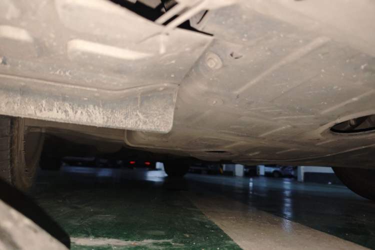 Used Hyundai Sonata 2014 2.4L Automatic Luxury Version China IV Standard Chassis Front Right