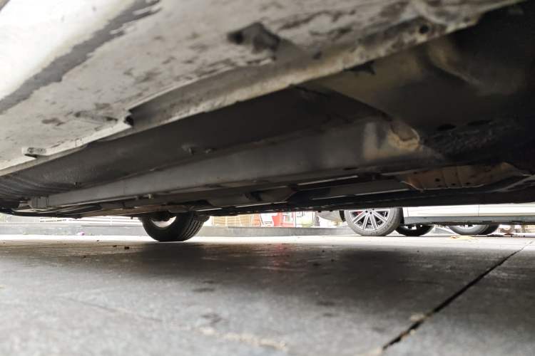 Used Hyundai Sonata 2014 2.0L Automatic Luxury Edition Chassis Front Right