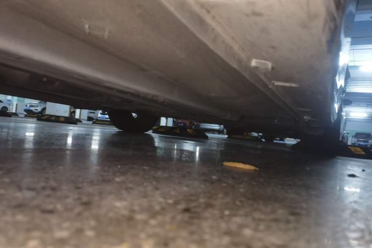 Used Hyundai Sonata 2014 2.4L Automatic Luxury Version China IV Standard Chassis Front Right
