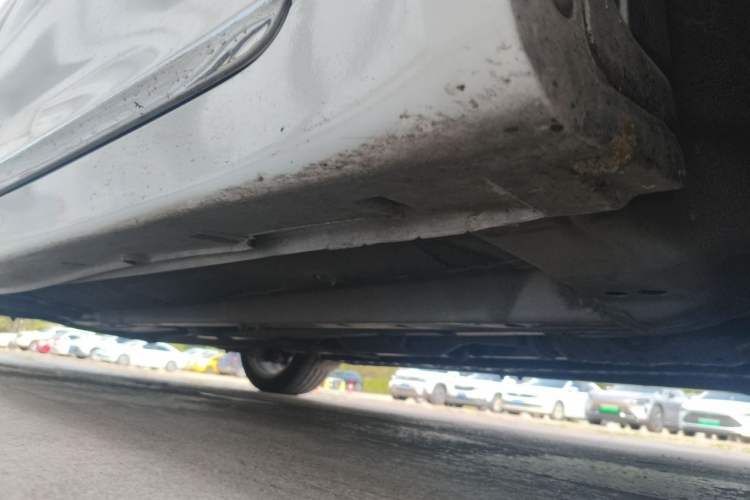 Used Hyundai Sonata 2014 2.4L Automatic Luxury Version China IV Standard Chassis Front Right