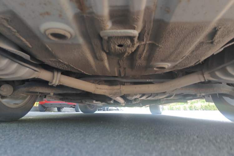 Used Hyundai Sonata 2014 2.4L Automatic Leading Edition China IV Standard Chassis Rear