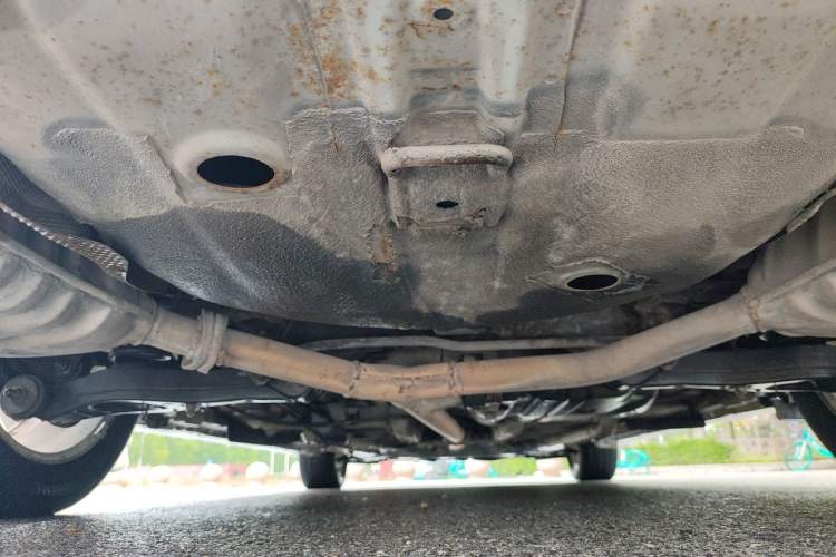 Used Hyundai Sonata 2014 2.4L Automatic Leading Edition China IV Standard Chassis Rear