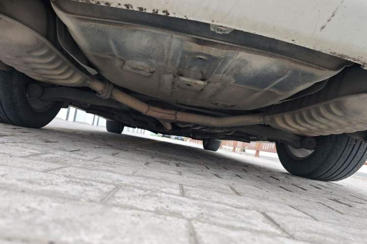 Used Hyundai Sonata 2014 2.4L Automatic Leading Edition China IV Standard Chassis Rear