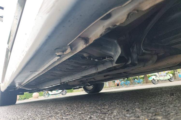 Used Hyundai Sonata 2014 2.4L Automatic Leading Edition China IV Standard Chassis Rear Left