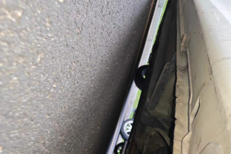Used Hyundai Sonata 2014 2.4L Automatic Leading Edition China IV Standard Chassis Rear Left