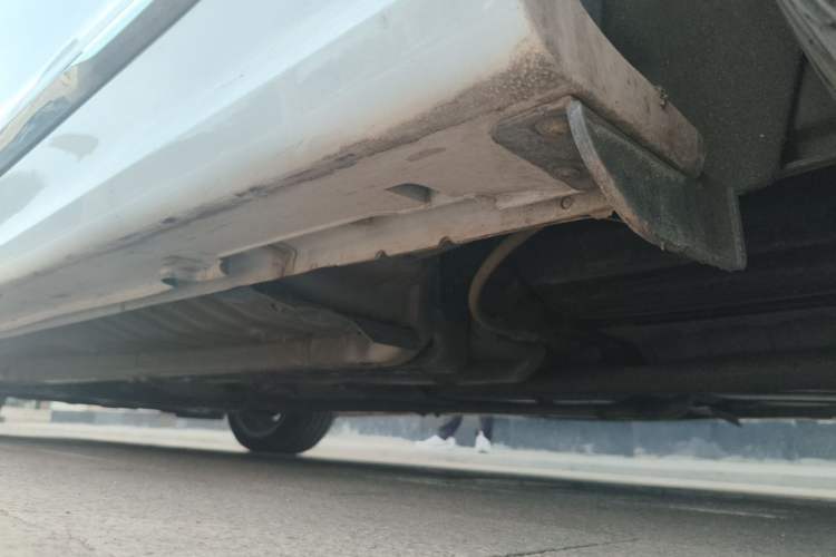 Used Hyundai Sonata 2014 2.4L Automatic Luxury Version China IV Standard Chassis Rear Left