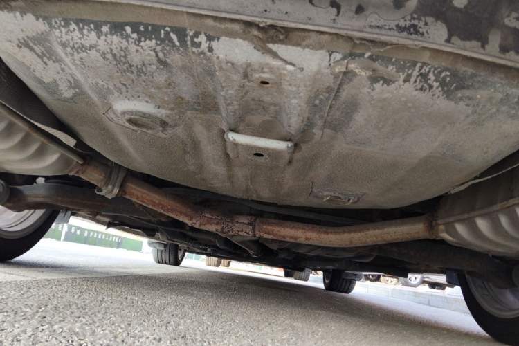 Used Hyundai Sonata 2014 2.4L Automatic Luxury Version China IV Standard Chassis Rear