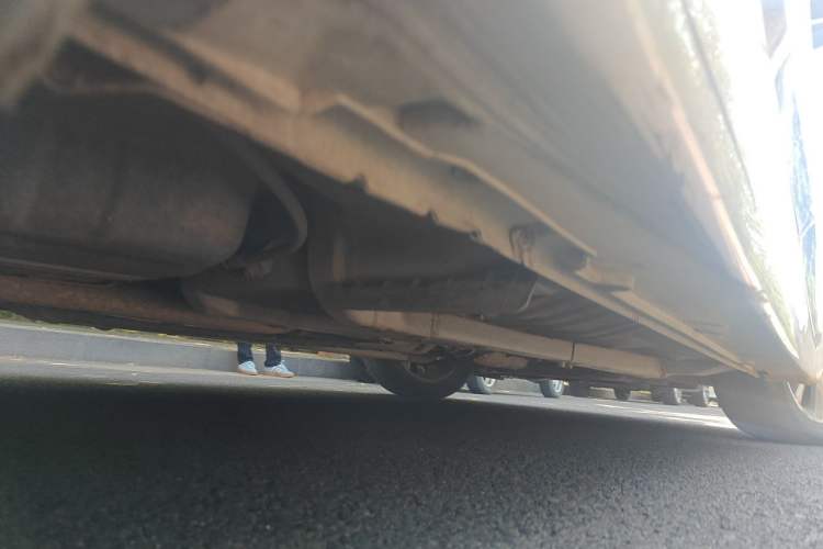 Used Hyundai Sonata 2014 2.4L Automatic Leading Edition China IV Standard Chassis Rear Right