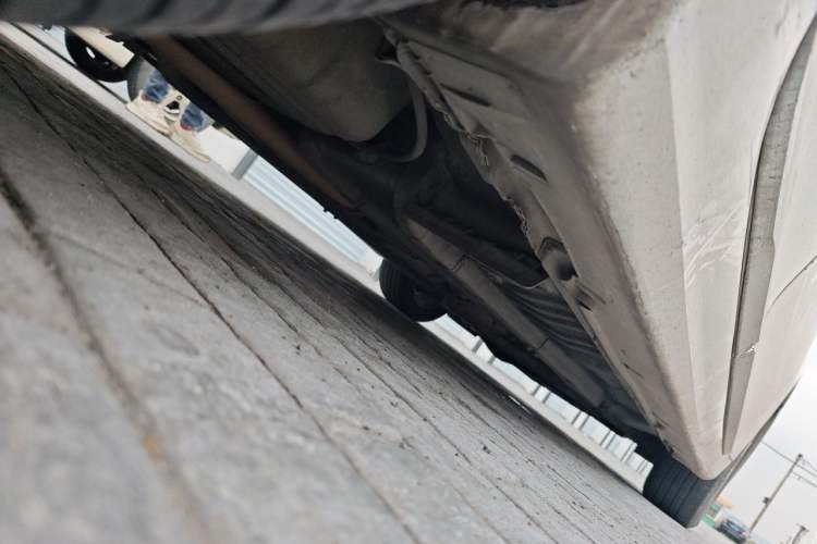 Used Hyundai Sonata 2014 2.4L Automatic Leading Edition China IV Standard Chassis Rear Right