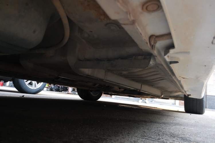 Used Hyundai Sonata 2014 2.4L Automatic Leading Edition China IV Standard Chassis Rear Right