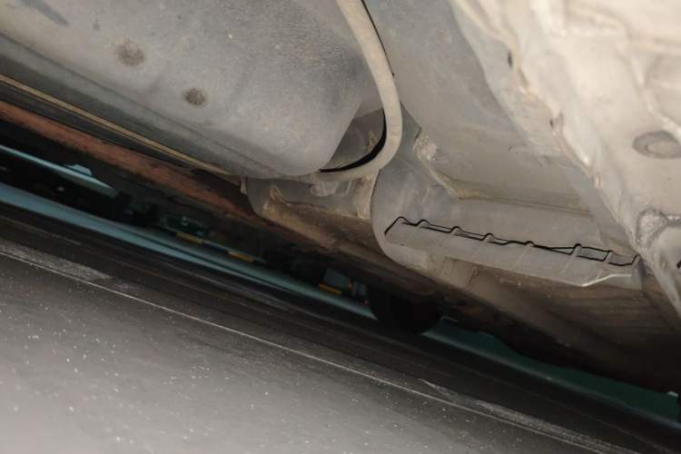 Used Hyundai Sonata 2014 2.4L Automatic Leading Edition China IV Standard Chassis Rear Right