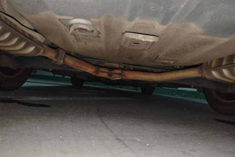 Used Hyundai Sonata 2014 2.4L Automatic Leading Edition China IV Standard Chassis Rear