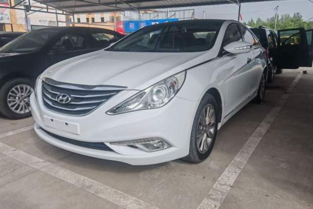 Used Hyundai Sonata 2014 2.0L Automatic Luxury Edition