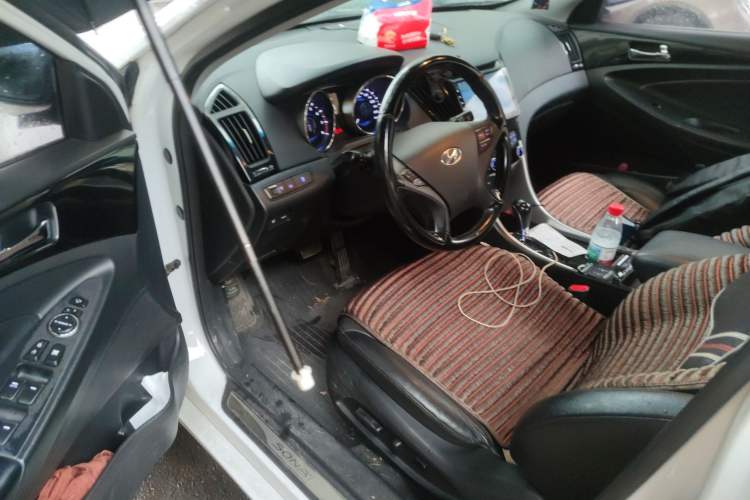 Used Hyundai Sonata 2014 2.4L Automatic Luxury Version China IV Standard Driver Seat