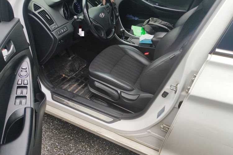 Used Hyundai Sonata 2014 2.0L Automatic Leading Edition Driver Seat