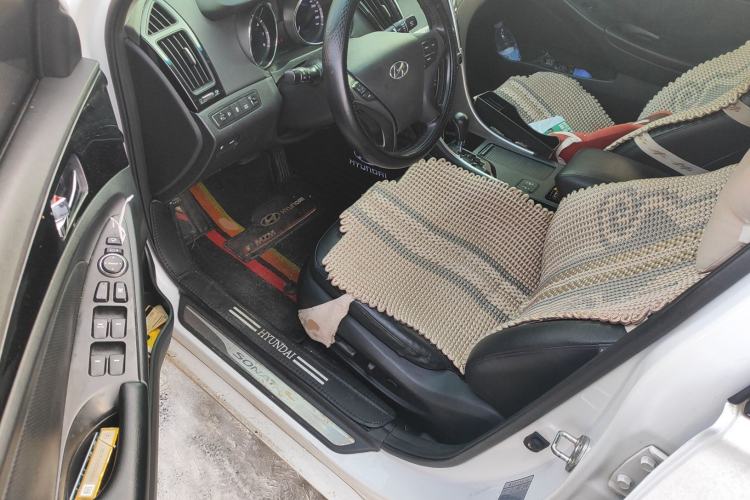 Used Hyundai Sonata 2014 2.0L Automatic Luxury Edition Driver Seat